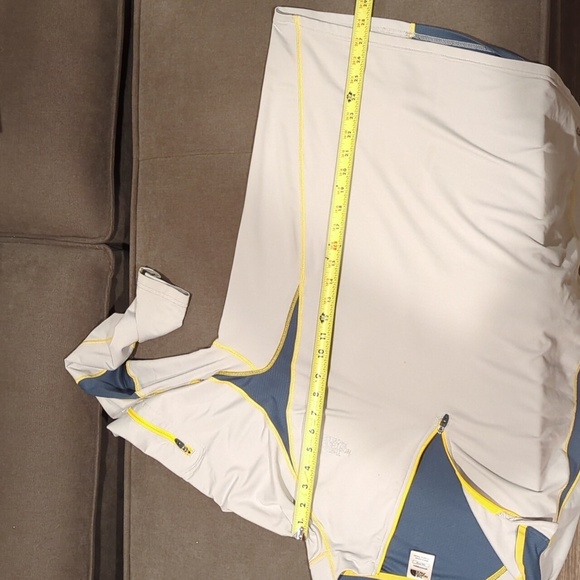 The North Face Blue and Yellow Pullover - Picture 10 of 10